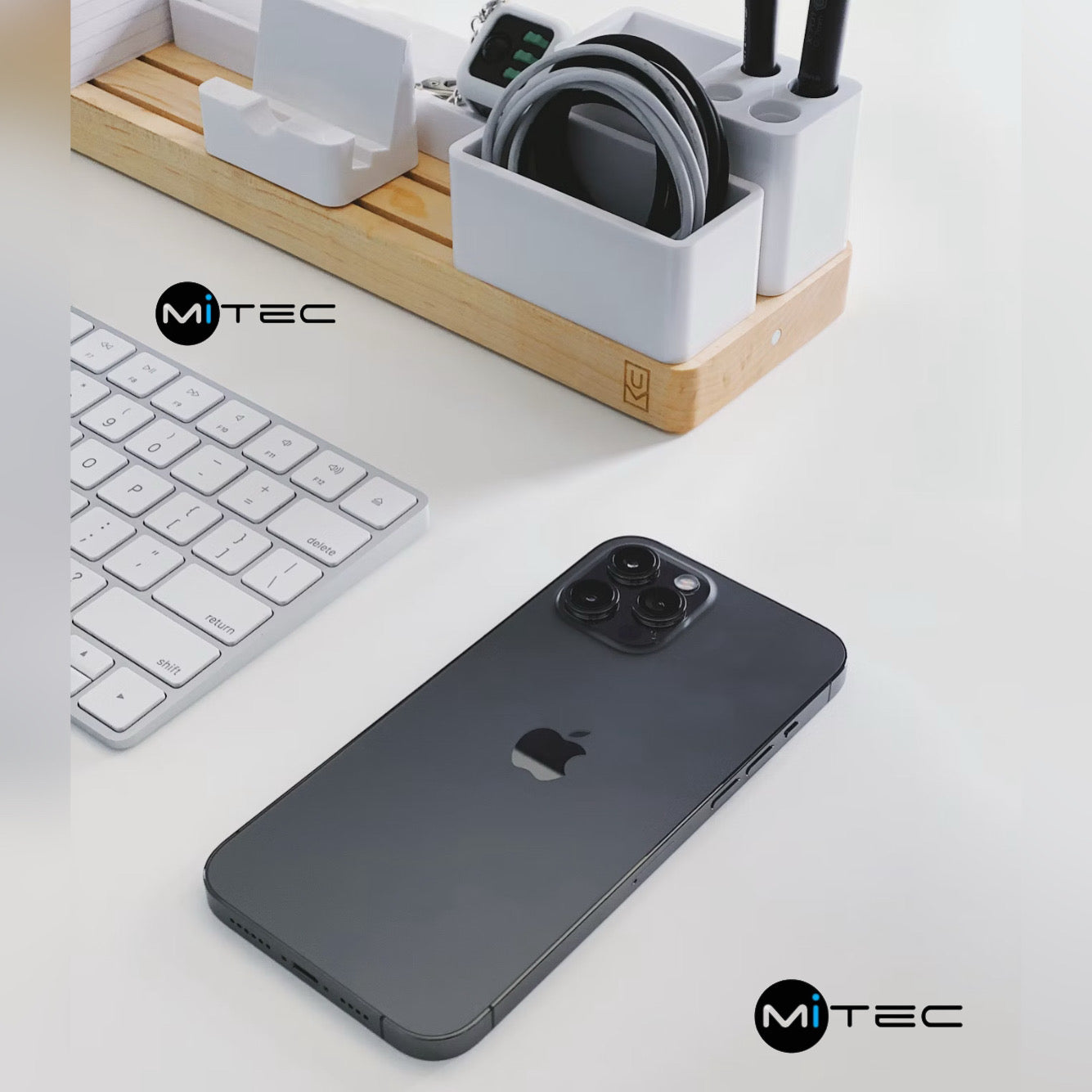 iPhone 12 Pro Max Quasi Neuf - 128 GB + Chargeur + Antichoc + Fourreau