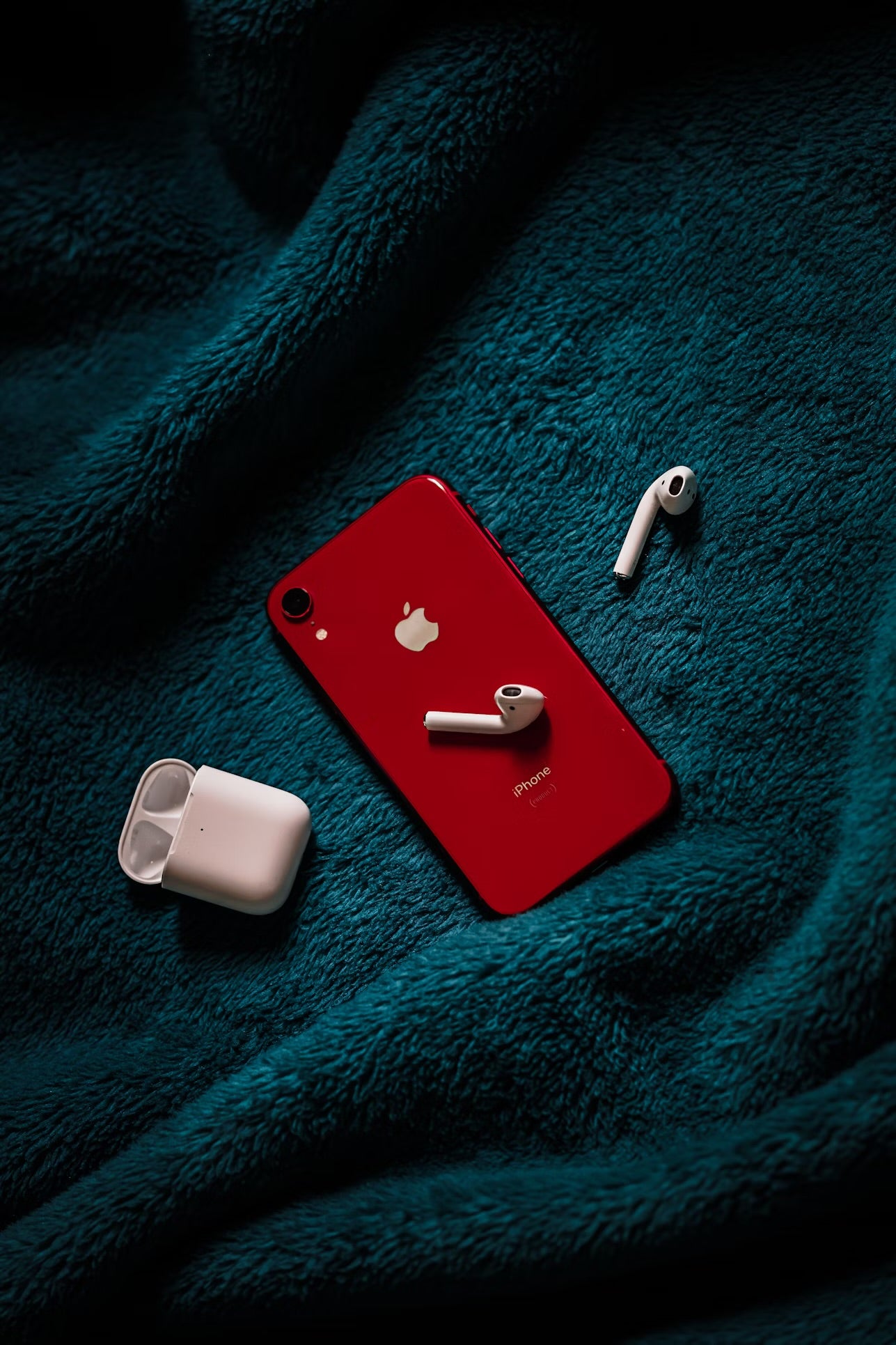 IPhone Xr - Quasi Neuf - 64 GB + Chargeur + Antichoc + Fourreau