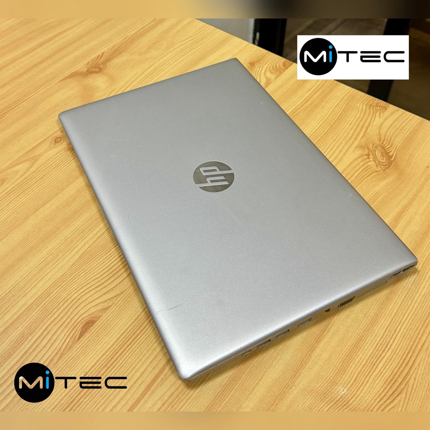 Pc Hp Probook 640 G4 Core i5  - 14 Pouces Écran Tactile - 8 GB - 256 GB Ssd - Clavier Rétro Éclairé - Sac Offert + Souris Bluetooth Offert + Clé USB Offert