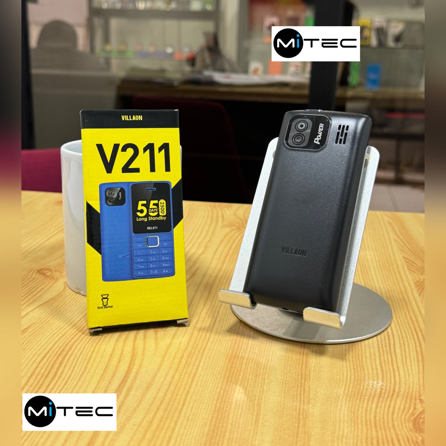Bescla Villaon V211 Neuf - Dual Sim - Carte Memoire -Radio - Avec Torche - 2500mah