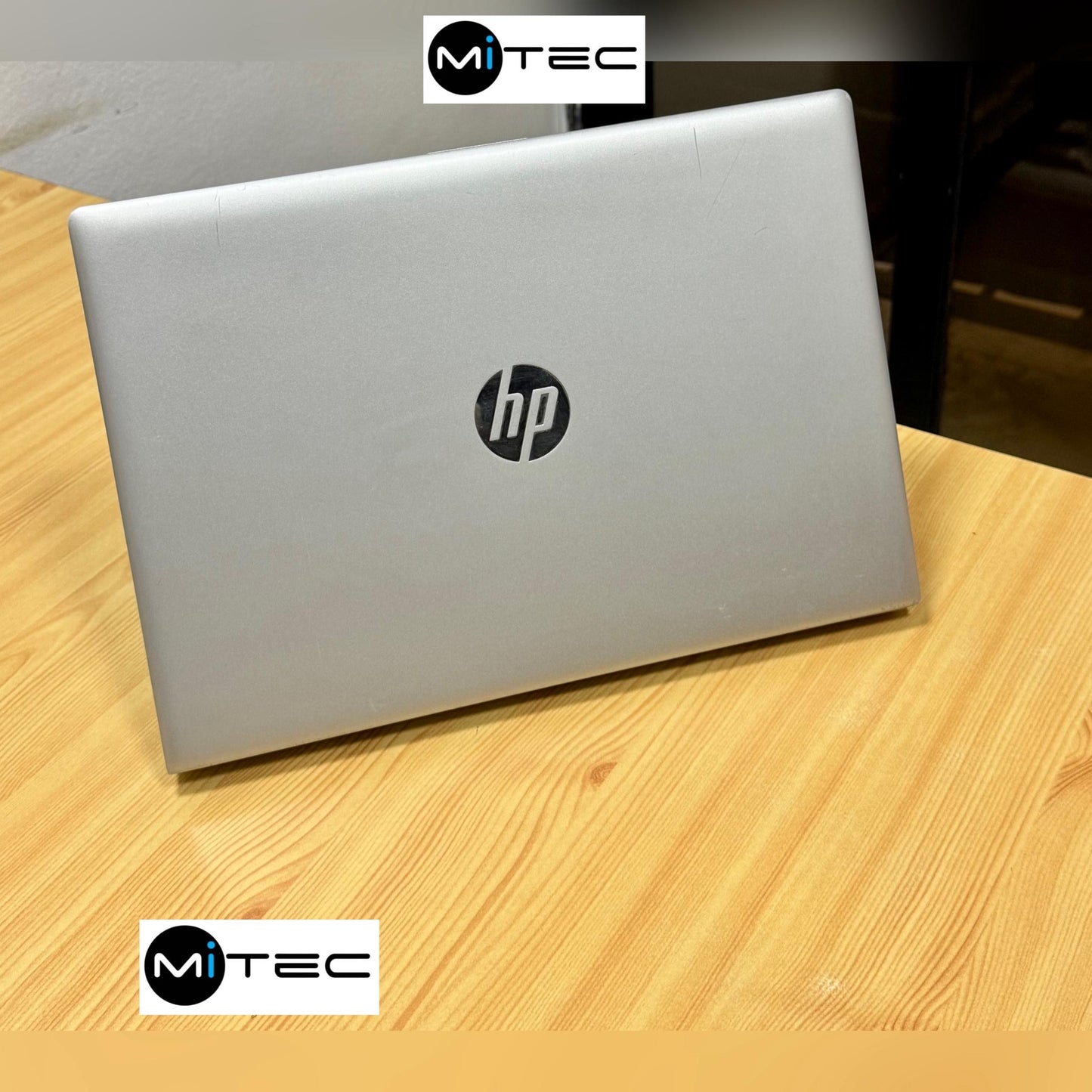 Pc Hp Probook 640 G4 Core i5  - 14 Pouces Écran Tactile - 8 GB - 256 GB Ssd - Clavier Rétro Éclairé - Sac Offert + Souris Bluetooth Offert + Clé USB Offert