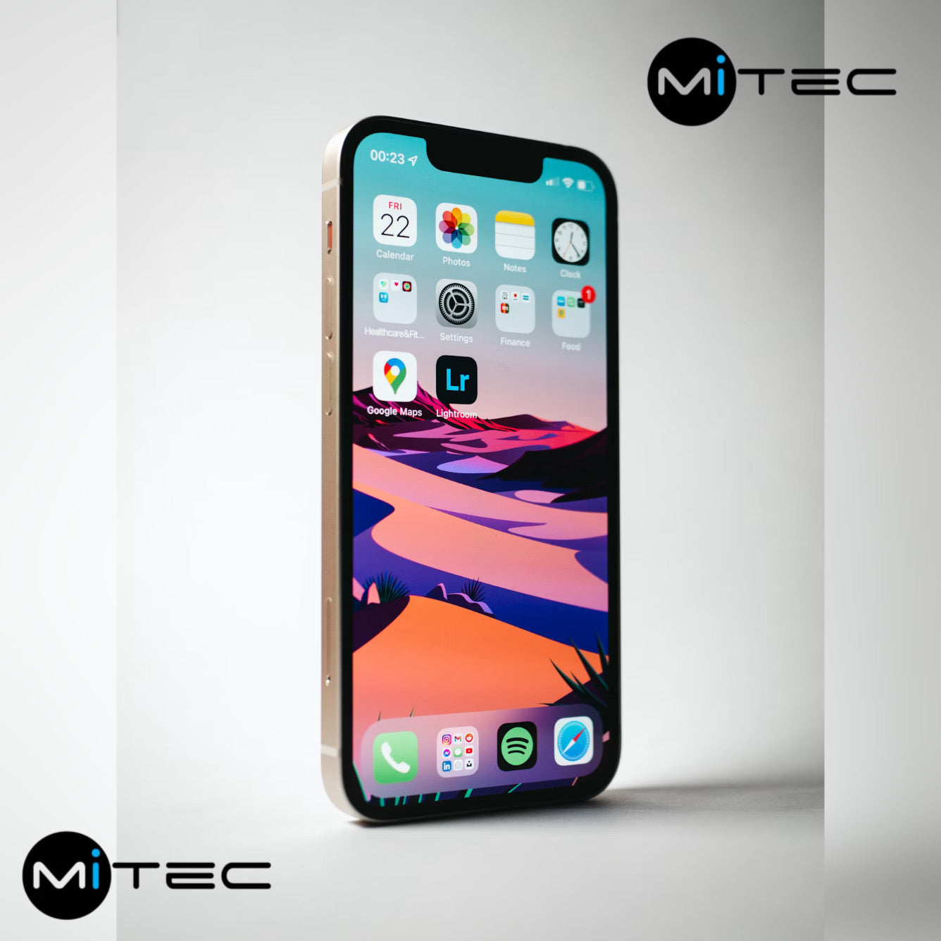 IPhone 13 Mini Quasi Neuf - 128 GB + Chargeur + Antichoc + Fourreau