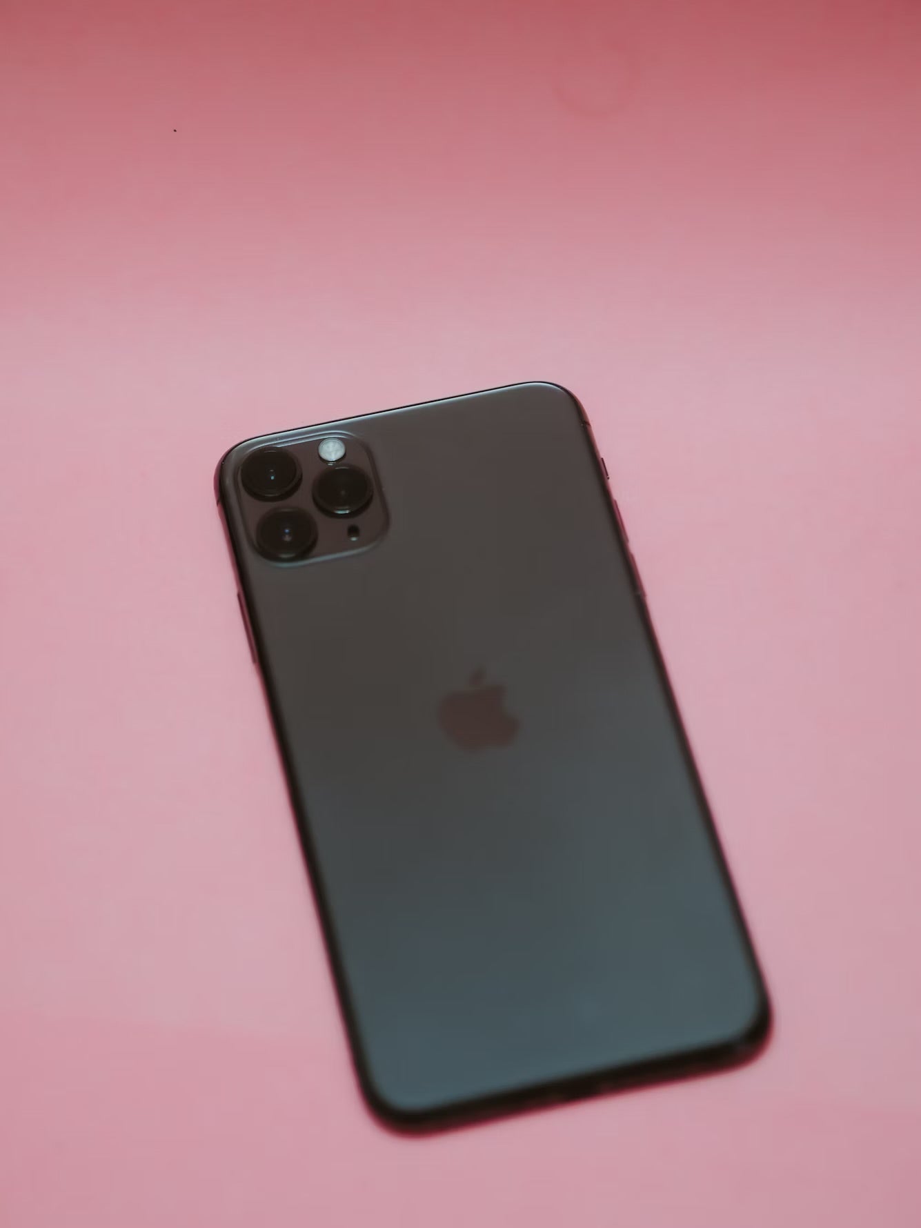IPhone 11 Pro Quasi Neuf - 64 GB + Chargeur + Antichoc + Fourreau