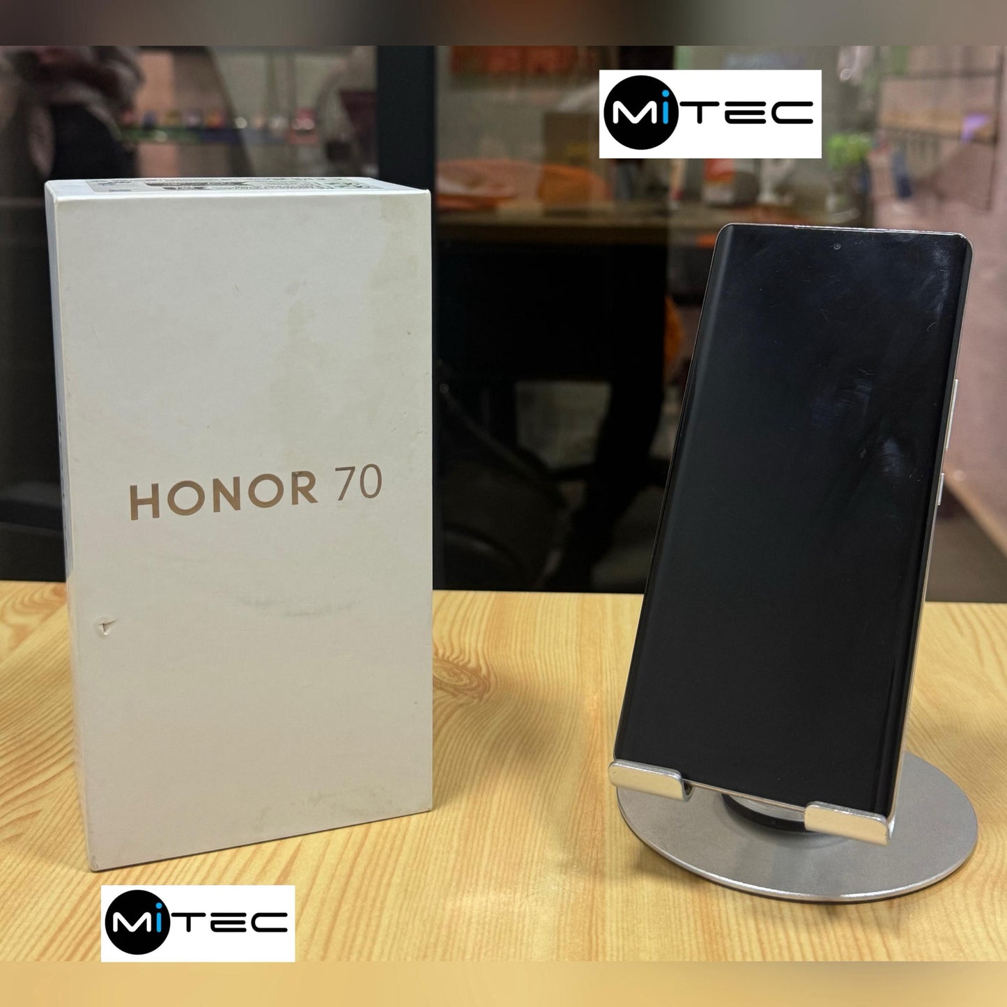 Honor 70 - 5G - 8 GB - 256 GB - Écran Incurvé - 6'67 Pouces