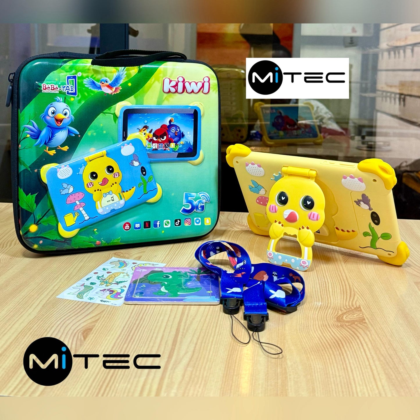 Tablette Éducative BébéTab Kiwi - 4 GB - 128 GB - Avec Puce - 7 Pouces - Avec Gadget