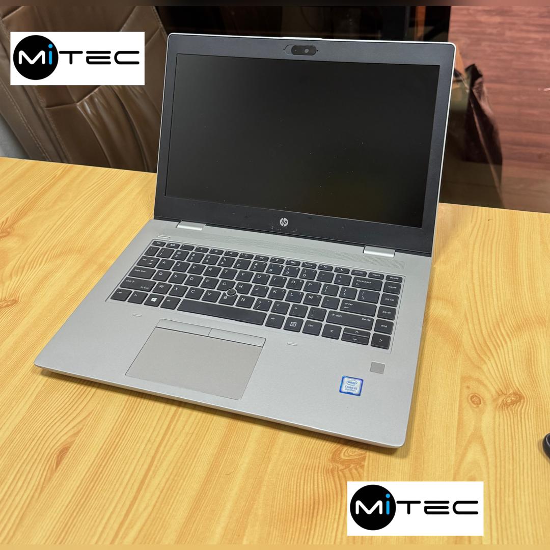 Pc Hp ProBook 640 G5 Core i5 - 8 GB - 256 GB Ssd - 14 Pouces -Clavier Rétro Éclairé - Sac + Souris + Clé USB Offert