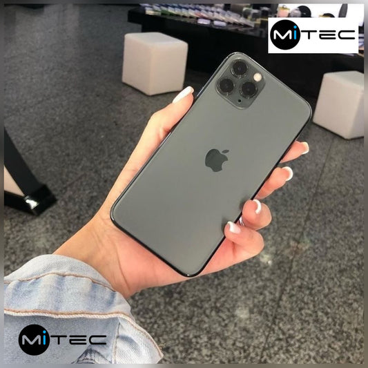 IPhone 11 Pro Max Quasi Neuf - 64 GB + Coque + Antichoc + Chargeur