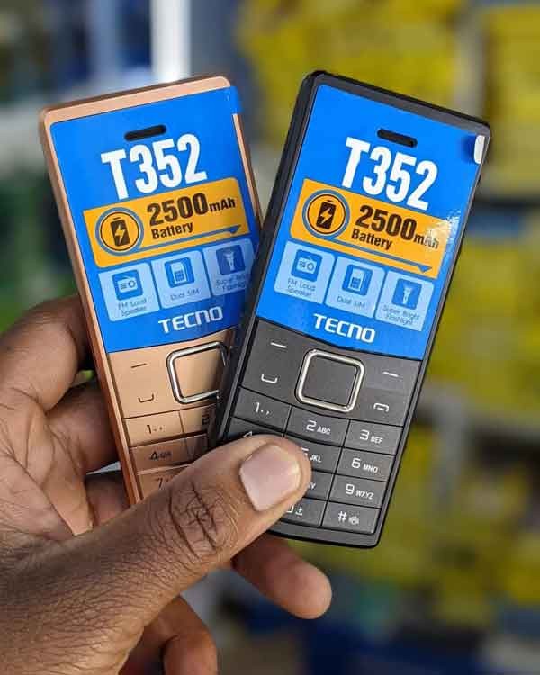 Bescla Tecno T352 - 1.77" - 4 Mo/4 Mo RAM - 2500 mAh - Double Sim - Petit Téléphone Basique - Téléphone à Touche
