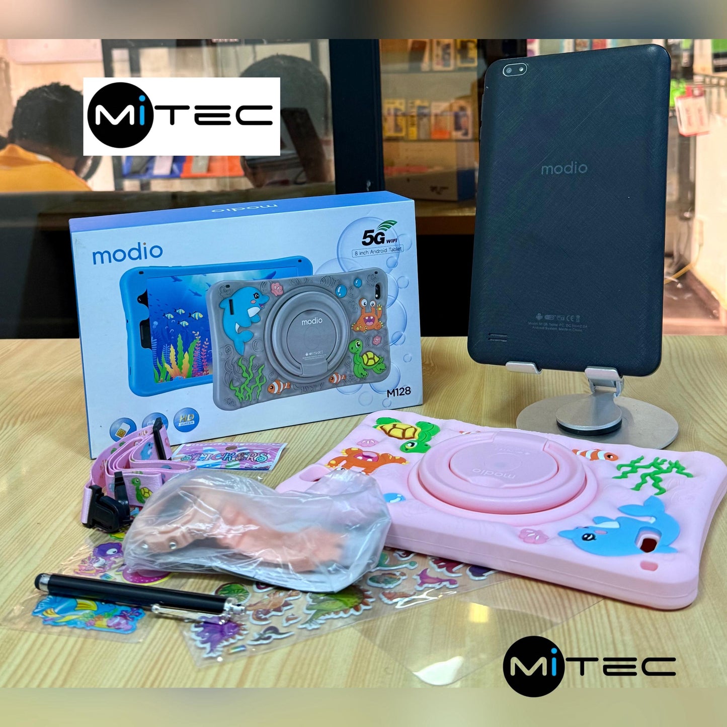 Tablette Éducative Modio M128 - 4 GB - 128 GB - Avec Puce - 8 Pouces - Avec Plusieurs Gadget