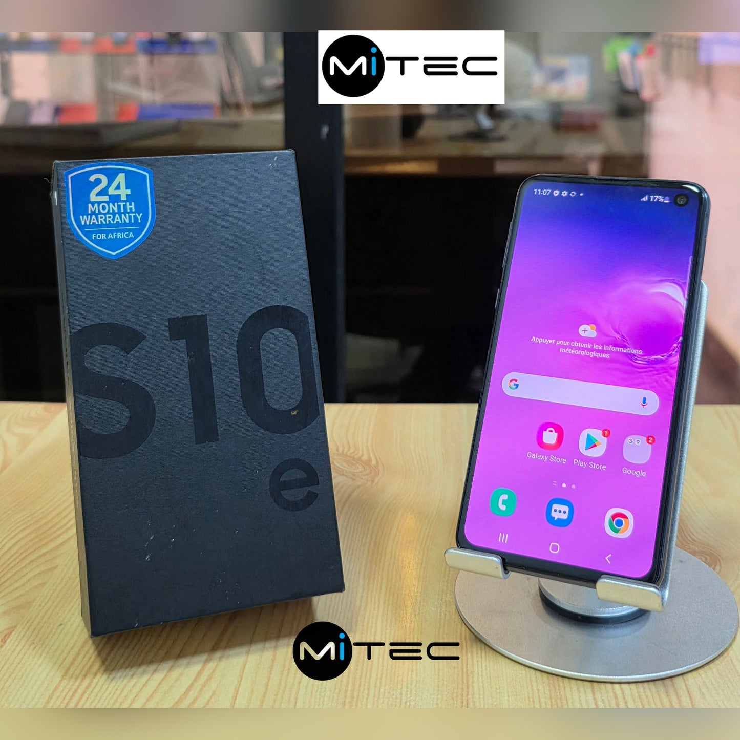 Samsung Galaxy S10e - 6 GB - 128 GB  -  5'8 Pouces Dynamic Amoled - S10 e