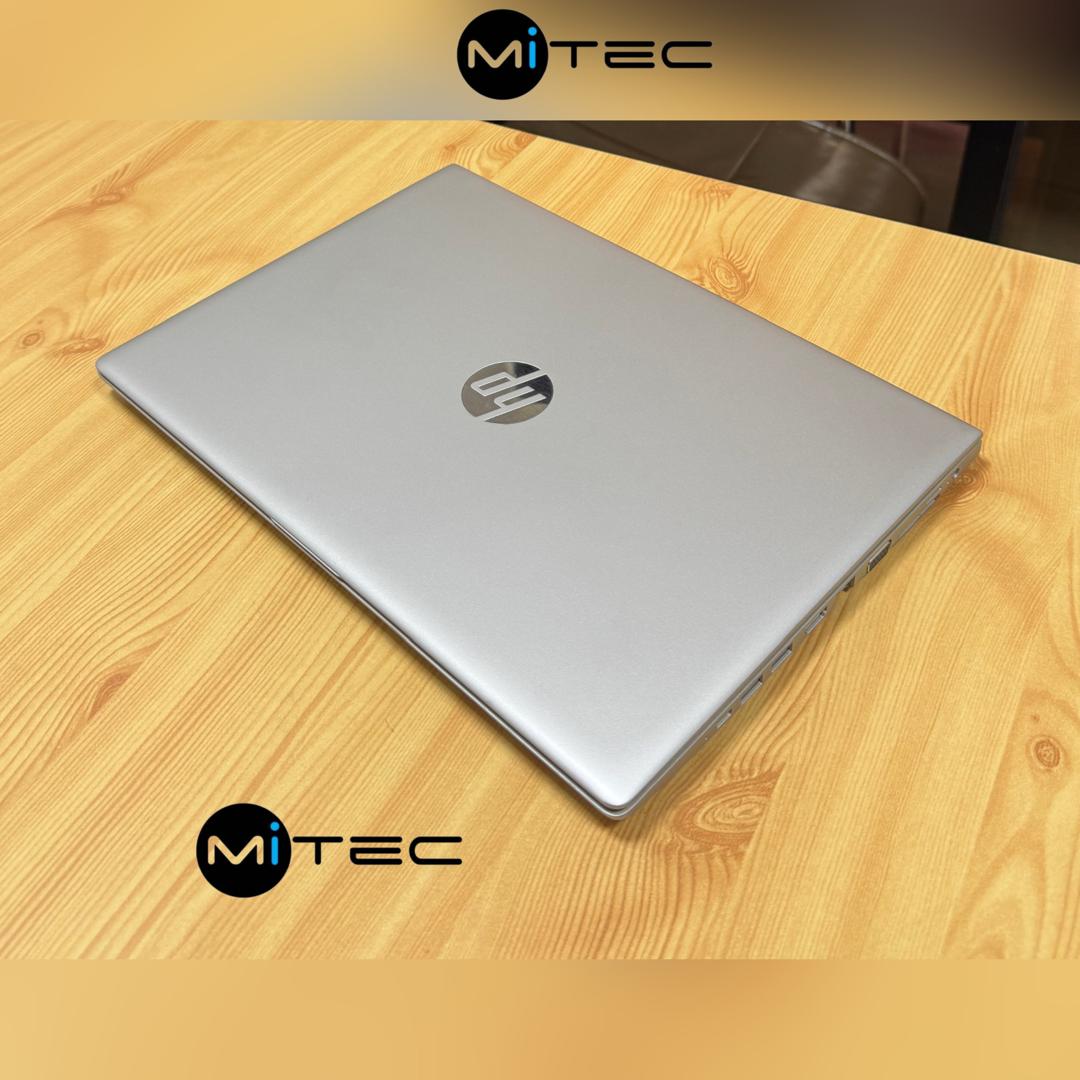 Pc Hp ProBook 640 G5 Core i5 - 8 GB - 256 GB Ssd - 14 Pouces -Clavier Rétro Éclairé - Sac + Souris + Clé USB Offert