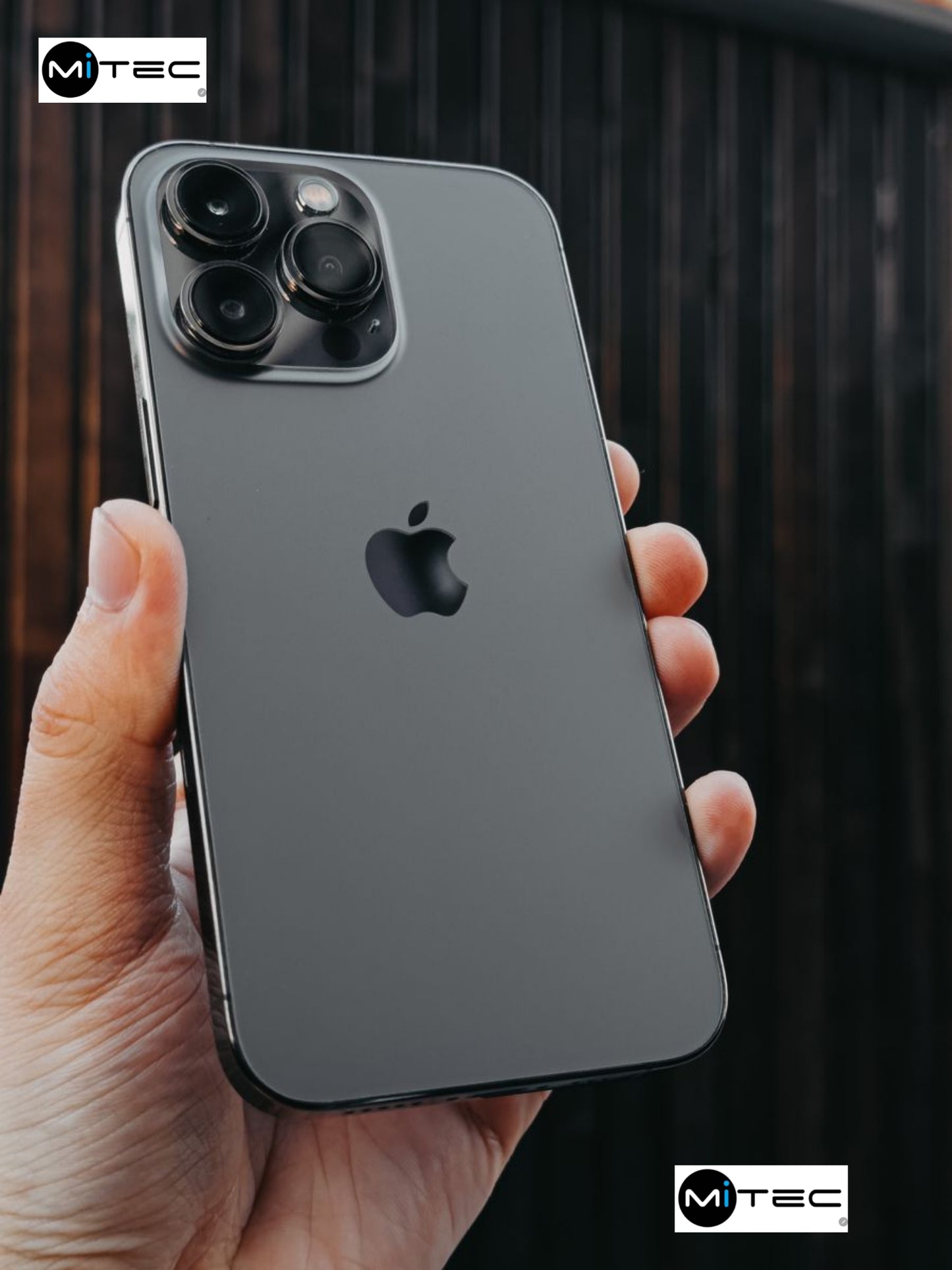 IPhone 15 Pro Quasi Neuf - 128 GB - Fourreau + Antichoc + Chargeur Offert -