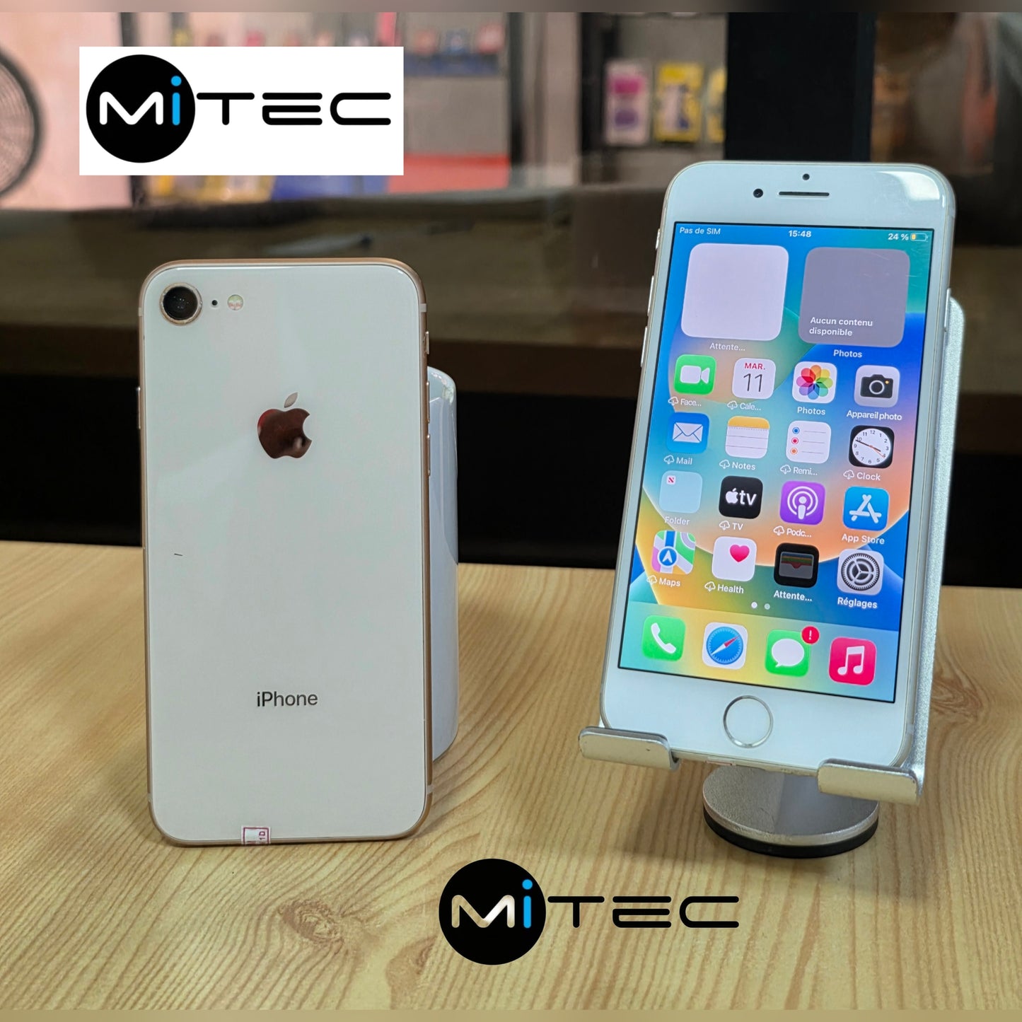 IPhone 8 Quasi Neuf 64 GB + Antichoc + Coque Offert