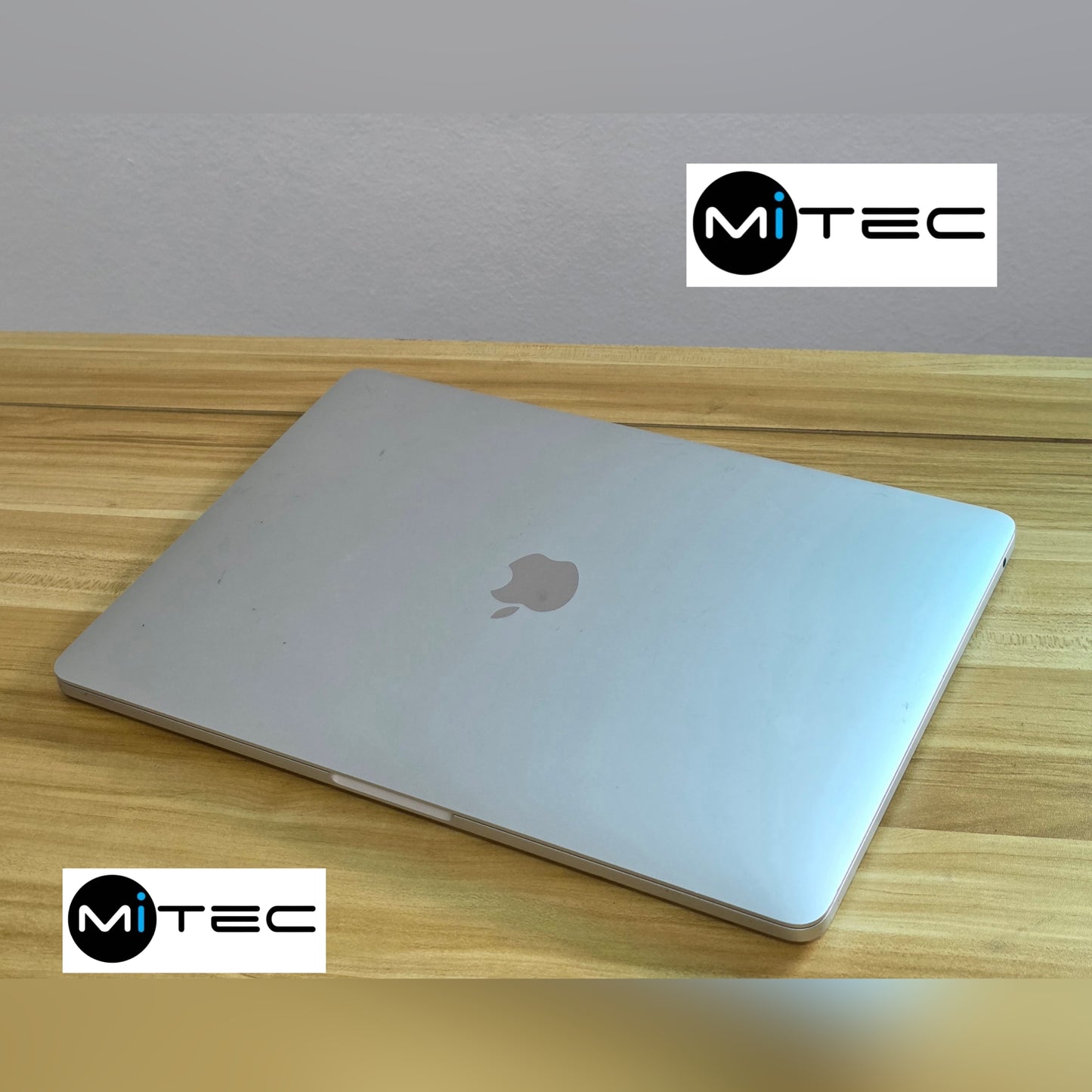 Apple MacBook Pro 2017 Core i5 Quasi Neuf - 8  GB - 128 Ssd - 13'3 Pouces - Écran Retina - Clavier Rétro éclairé + Sac Offert