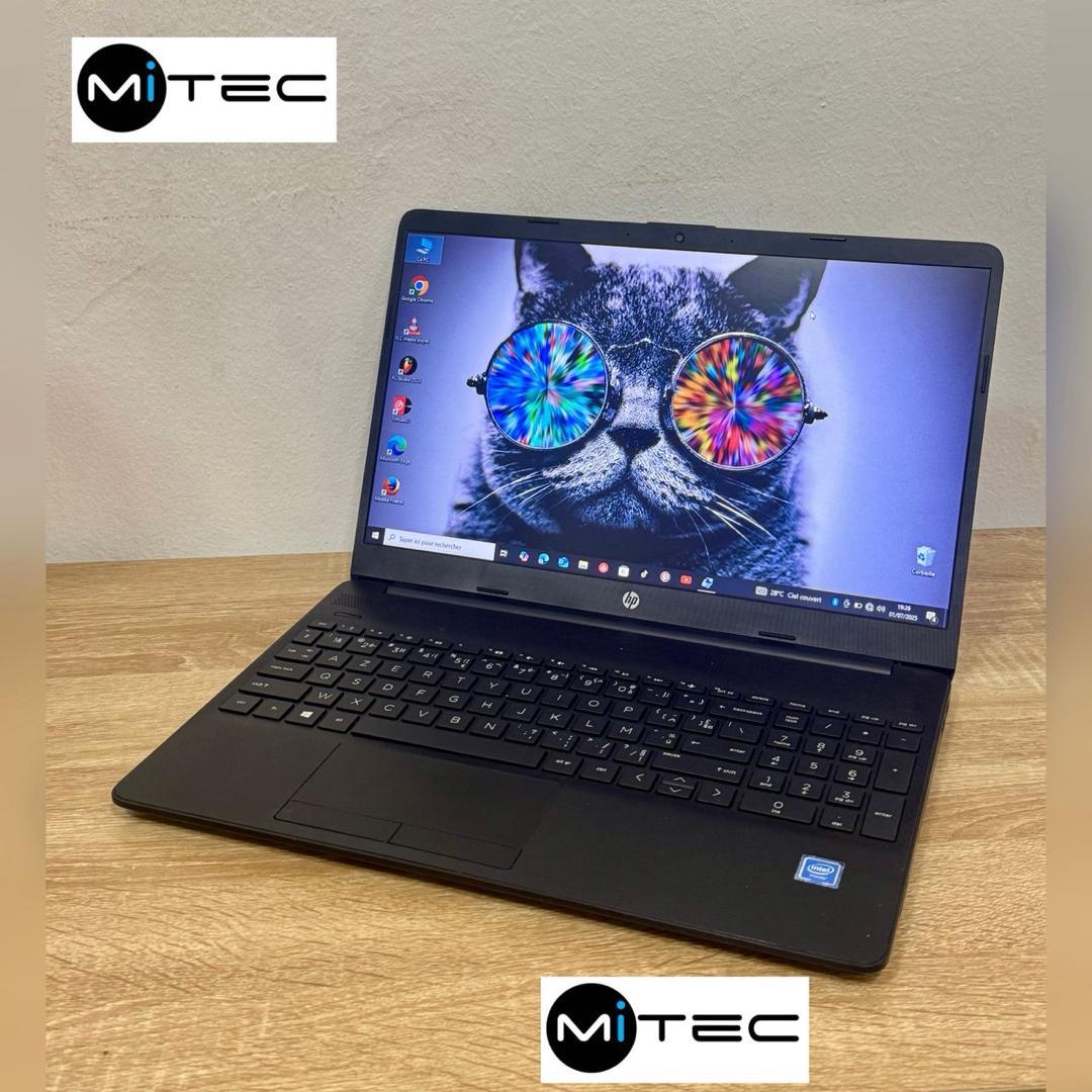 Pc Hp NoteBook 256 G7 Core i3 - 8 GB - 246 GB Ssd - 15'6 Pouces - Sac + Souris + Clé USB Offert