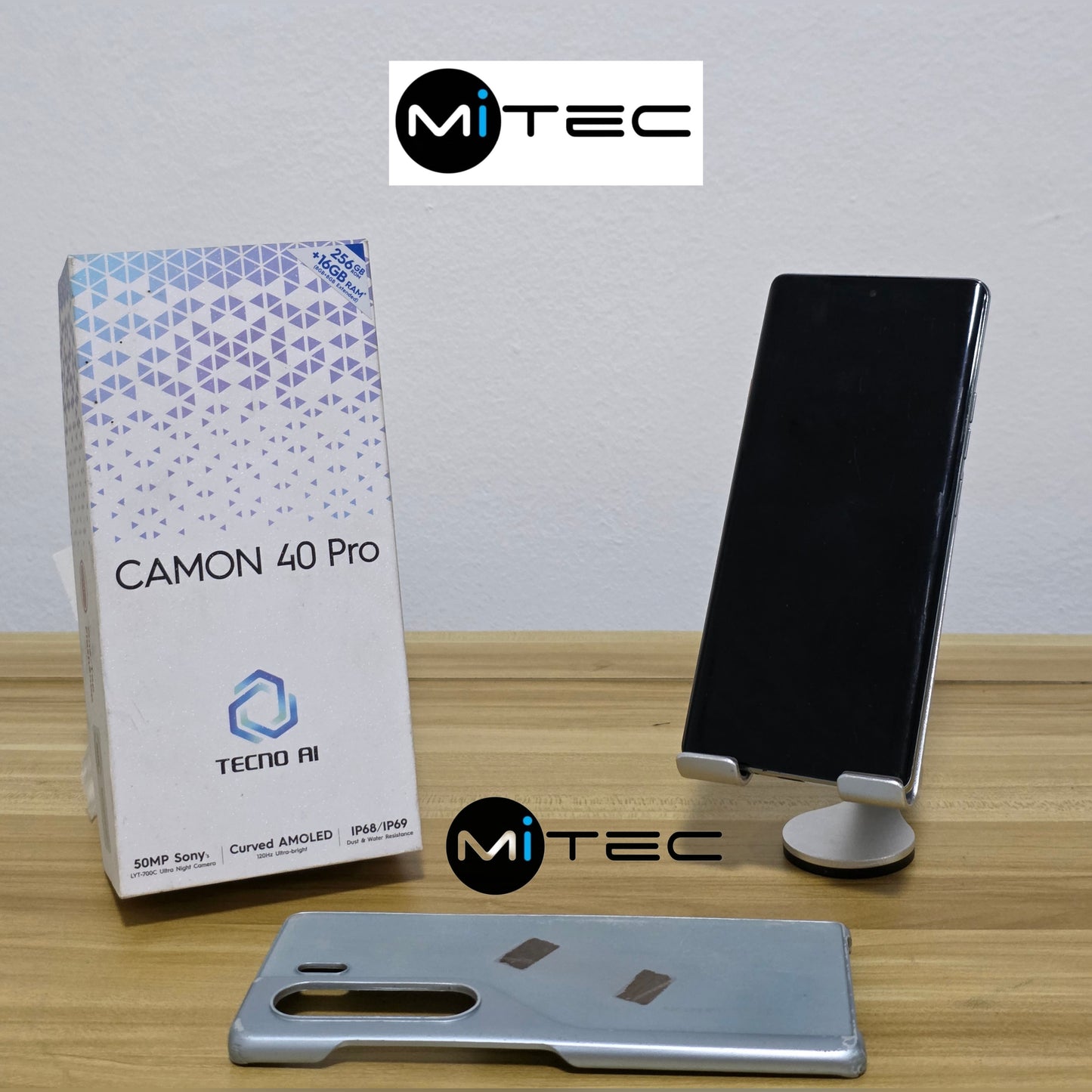 Tecno Camon 40 Pro - Okaz - 16 GB - 256 GB - Amoled - 5200Mah - 50Mpx - Water Resit - Android 16