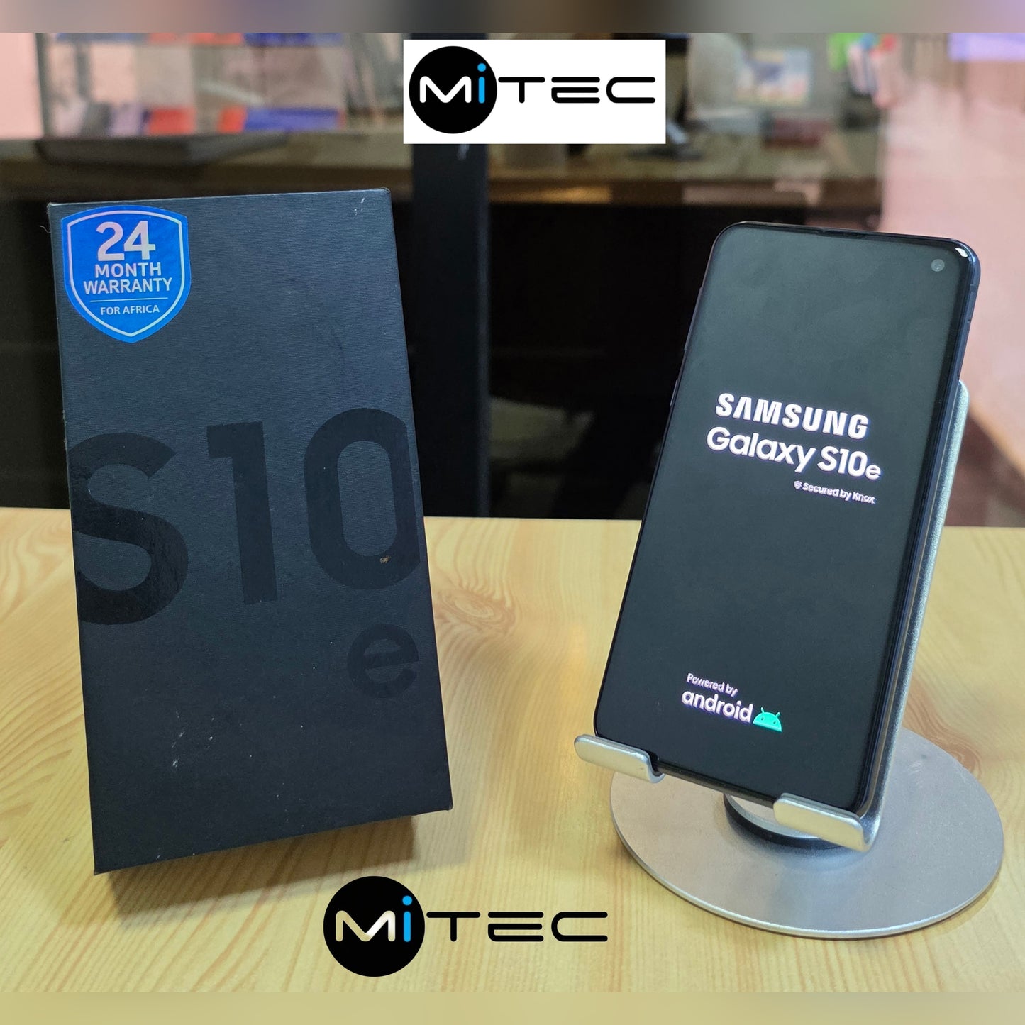 Samsung Galaxy S10e - 6 GB - 128 GB  -  5'8 Pouces Dynamic Amoled - S10 e