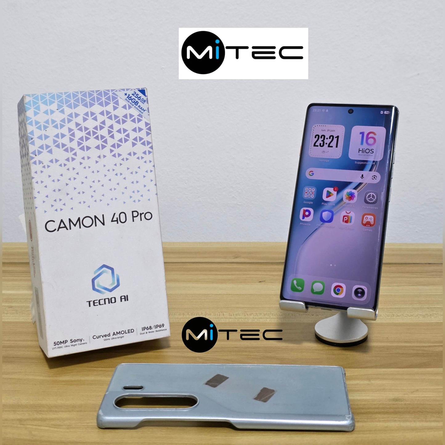 Tecno Camon 40 Pro - Okaz - 16 GB - 256 GB - Amoled - 5200Mah - 50Mpx - Water Resit - Android 16
